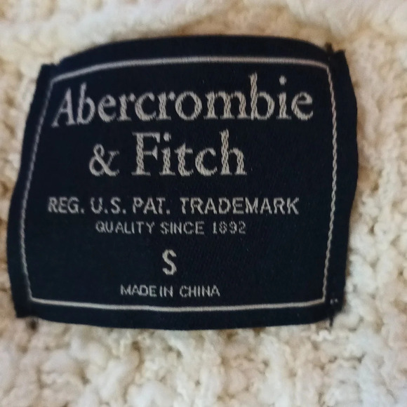 Abercrombie Fitch cotton blend cream knit v-neck soft cozy sweater size small - Picture 8 of 8